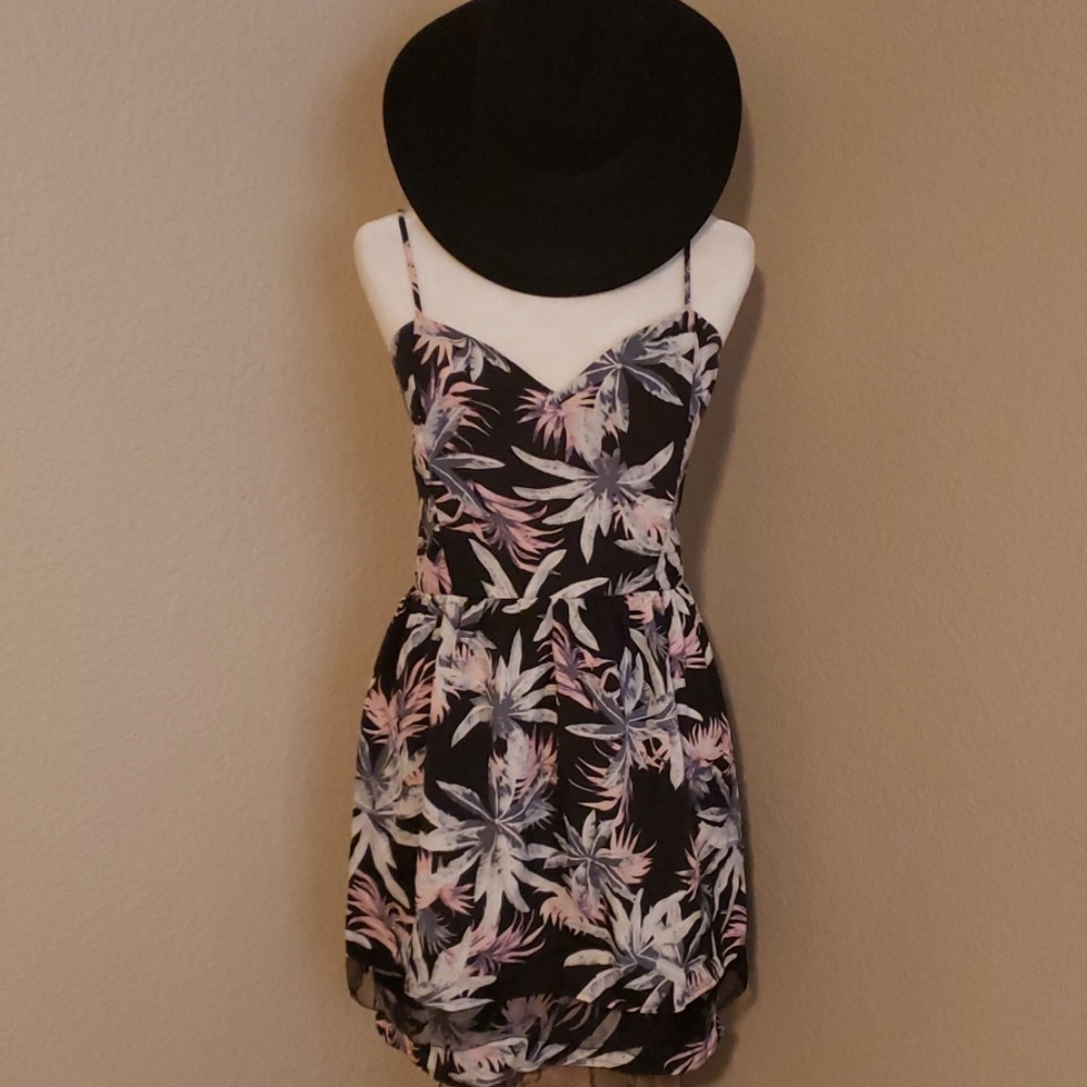 NWT Like Mynded Elastic Back Riley Mini Dress - Picture 3 of 5